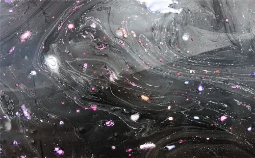 Detail aus einem großformatigen Bild von Claudia Barcheri (Lack, Aquarell und Tusche auf Steinpapier). friedrich