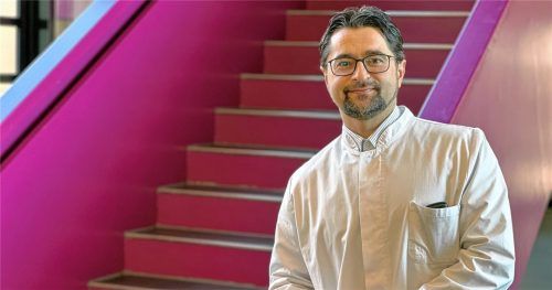 Dr. George-Lucian Costin, Chefarzt der Gefäßchirurgie am InnKlinikum Altötting, ist Experte für Arterienverkalkung. Foto Schmitzer/InnKlinikum