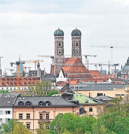 In München wird gebaut, aber immer noch zu wenig. Der Druck auf den Mietmarkt steigt weiter. Foto Sven Simon / IMAGO