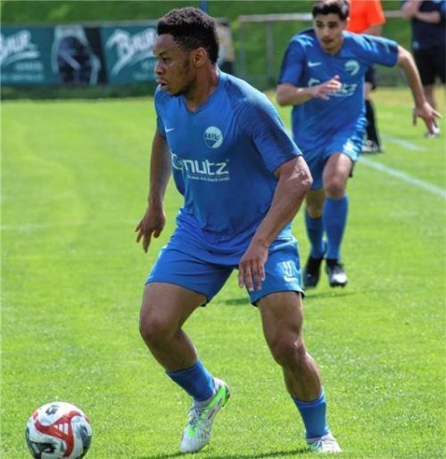 Mike Opara und Co. wollen mit dem TSV Ampfing in Moosinning ein gutes Resultat vorlegen.Foto Buchholz