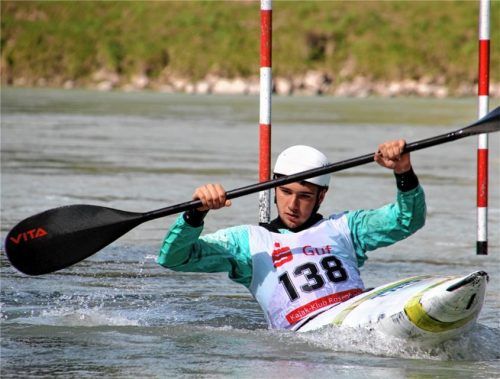 Valentin Volkov holte den ersten Platz in der K1-U18. Foto KK Rosenheim