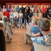 Schülerchor begeistertbei Seniorennachmittag
