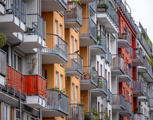 60 Prozent der Deutschen haben laut einer Studie der R+V-Versicherungen (Zahlen von 2023) Angst davor, dass Wohnen unbezahlbar wird. Nur steigende Lebenshaltungskosten machen noch mehr Deutschen Angst (65 Prozent). Foto dpa