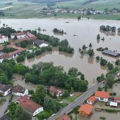 Bayern kämpft gegen die Jahrhundertflut