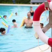 Grüne: Schwimmkurse sind Flop
