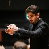 Auf Augenhöhe mit dem Orchester