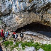 Starkregen: Felsrutsch verschüttet Eishöhle