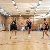 Das Ringen um die Sporthallen