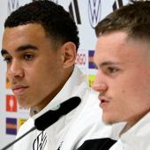 Bambi & Flo wollen nicht Poldi & Schweini sein
