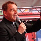 „Ich fragte nach Gott – die Fans riefen Alex Meier!“