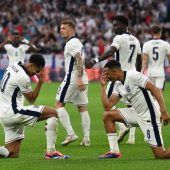 Mit Köpfchen: Bellingham lässt England jubeln