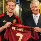 Königlicher Besuch für De Bruyne & Co.