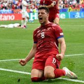 Jovic rettet Serbien in letzter Sekunde das Remis