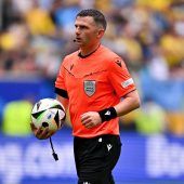 Schlechtes Omen: Oliver pfeift DFB