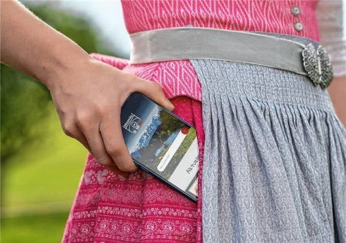 Alle Neuigkeiten der Marktgemeinde gebündelt in einer App fürs Handy. Foto Kriechbaumer