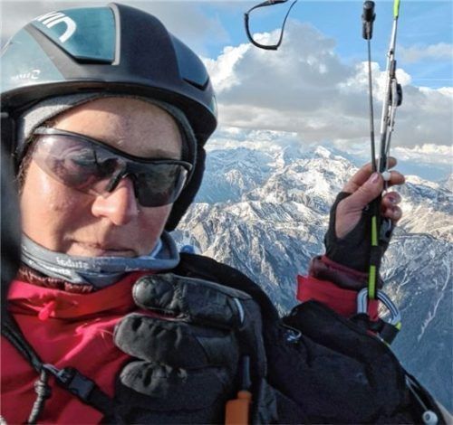 Bei ihrem Gleitschirmflug über 235 Kilometer passierte Christin Kirst auch den Großglockner.Foto privat