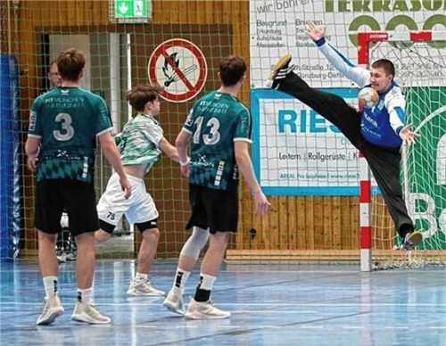 Benjamin Becirovic aus Traunreut hatte mit seinen Glanzparaden maßgeblichen Anteil am Aufstieg. Foto privat