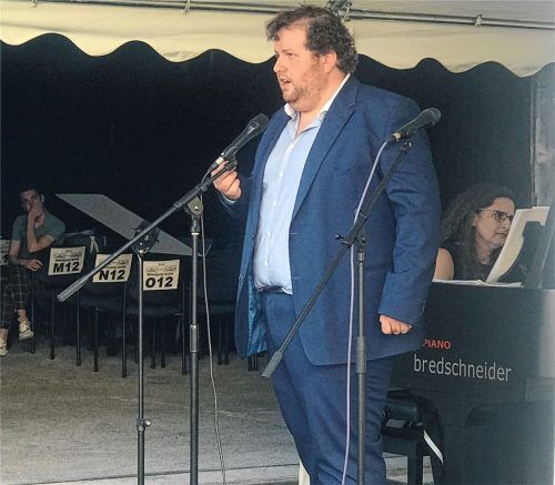 Countertenor Fritz Theodor Spengler tritt beim Konzert „Oper trifft Musical“ auf.Foto bößwetter