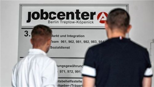 Das Bürgergeld ist seit seiner Einführung ein politischer Zankapfel. Zum Stichtag 1. August 2023 erhielten rund 5,5 Millionen Menschen die Transferleistung. Foto dpa