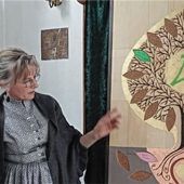 Ein Lebensbaum ziert jetzt die Kirche Heilige Familie