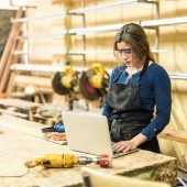 Frauen bringen frischen Wind