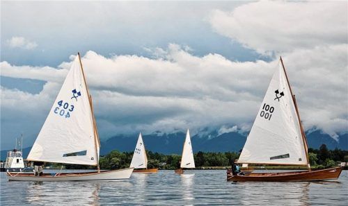 Der Bernauer Plättenpokal, die erste Wettfahrt der Chiemseeplätten-Meisterschaft, wurde nach einer Wettfahrt entschieden. Foto Niessen