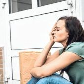 Vor verschlossener Tür: Schlüssel verloren