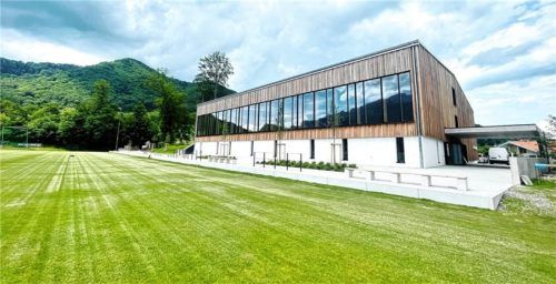 Die neu gebaute Priental-Halle wird am Samstag geweiht.Foto Hötzelsperger