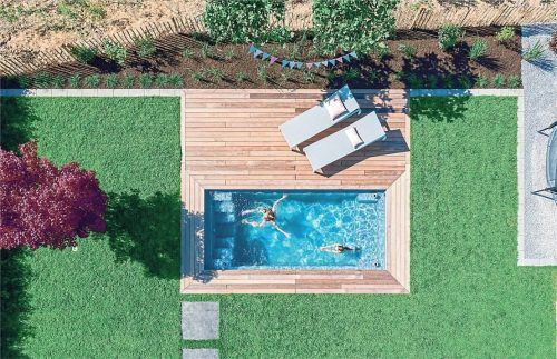 Es muss nicht immer groß sein: Kleine Pools mit verschiebbarem Deck sind praktisch und umweltschonend. Foto Rambow Pooldesign/akz-o