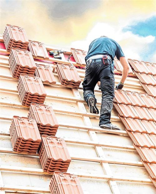 Für Einzelmaßnahmen zur energetischen Sanierung gibt es vom Staat attraktive Förderungen. Foto ZBV/Adobe@Stockwerk-Fotodesign