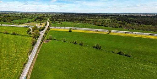 In der Eulenau an der Autobahn will der Feilnbacher Gemeinderat ein „Sondergebiet Logistik“ ausweisen. Foto Kriechbaumer