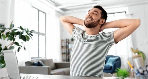 In Ruhe arbeiten kann, wer über die richtigen Geräte verfügt – egal, wo. Foto Syda Productions/adobe stock