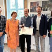Stefan Trux neuer Träger der Verdienstmedaille