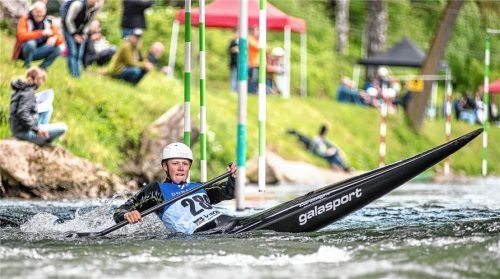 Marian Arnu setzte sich auf dem Illerkanal gegen die süddeutsche Konkurrenz durch. Foto Kajak Klub Rosenheim