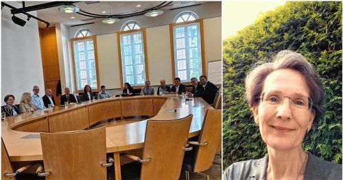 Melanie Groothold (rechts) ist eine der Qualipaten, die im Rathaus von den Erfolgen ihrer Schüler erzählten. Fotos Wildauer