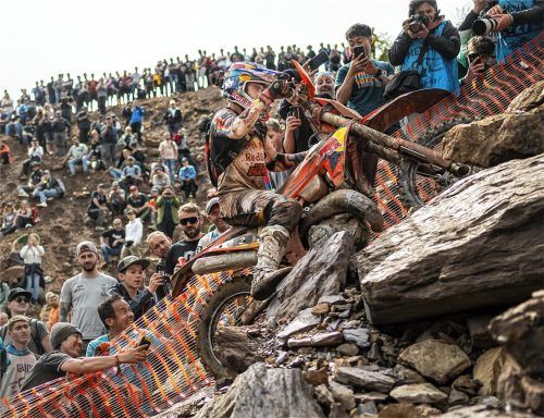 Manuel Lettenbichler, hier beim Erzbergrodeo, musste operiert werden. Foto Philip Platze /Red Bull Content Pool