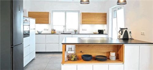 Möbel nach Maß: Schreinerküche vom Handwerksbetrieb Ganslmeier.