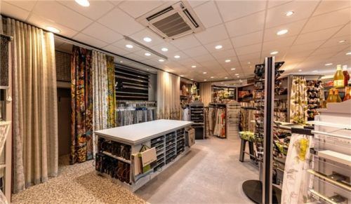 Sonnenschutz, Bodenbeläge, Gardinen und mehr: Andreas Ege Raum und Design setzt individuelle Wohnideen um.