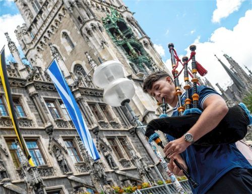 Zehntausende Fußball-Fans aus Schottland sind bereits in München. Wird es sie bis nach Rosenheim treiben?Foto dpa