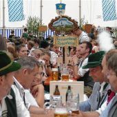 Rauschende Feier trotz Regens – Nur der Festzug musste ausfallen