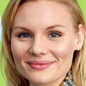 ERINNERN SIE SICH AN IHREN ERSTEN KUSS?