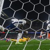 England stürmt nach Berlin