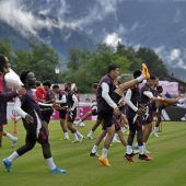 2300 Fans, eineinhalb Stunden Bayern – und zum Start sogar kurz Sonne
