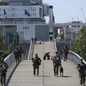 600 Schiffe, 60 000 Sicherheitskräfte
