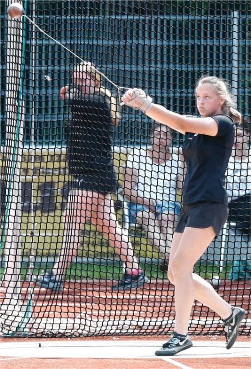 Anna Moroz vom TSV Bad Endorf wurde süddeutsche Meisterin im Hammerwurf der Jugend W15.