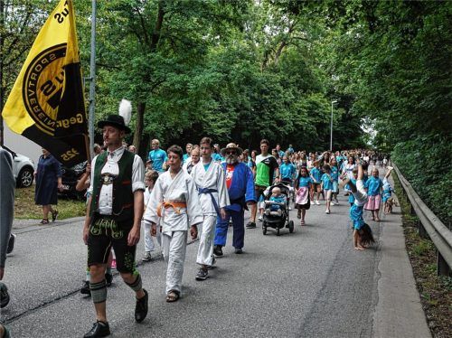 Auch wenn im vergangenen Jahr das Bilderbuchwetter auf sich warten ließ, war die Stimmung ausgelassen. Fotos Stuffer
