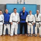 TuS-Judoka bestehen Schwarzgurt-Prüfung