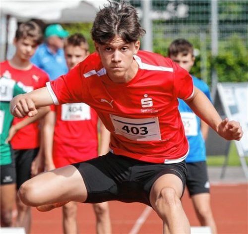 Daniel Herzog vom TSV Wasserburg wurde Bayern-Meister im Block Sprint/Sprung der Jugend M15.Foto Stuffer