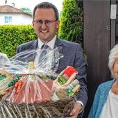 Eiserne Hochzeit: Seltenes Ehejubiläum in Bad Aibling gefeiert