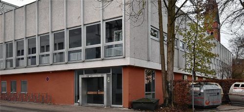 Das Lehrschwimmbecken „Am Nörreut“ ist bereits seit fünf Jahren für den Schul- und Vereinsport gesperrt. Foto Schlecker